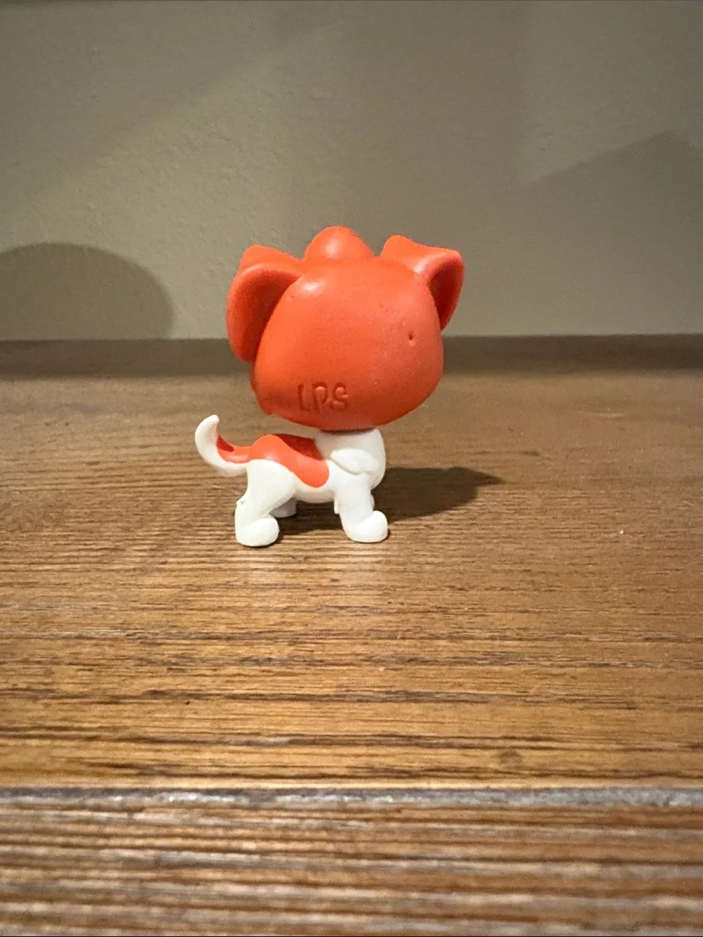 Littlest Pet Shop cute orange
